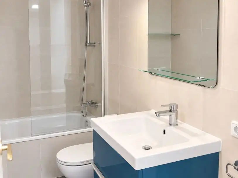 Baño de Casa adosada en venta en Ensanche