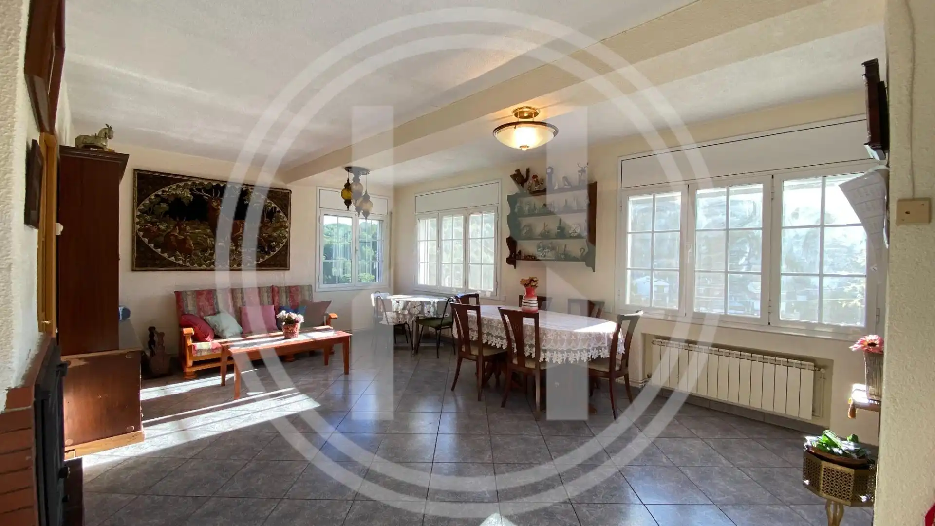 Comedor de Casa o chalet en venta en Sant Feliu de Codines con Calefacción, Jardín privado y Terraza