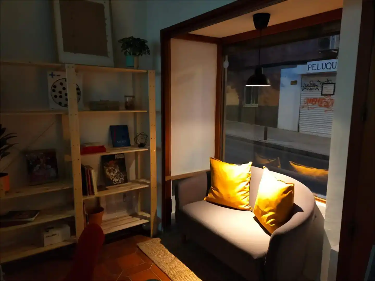 Sala d'estar de Local de lloguer en Madrid