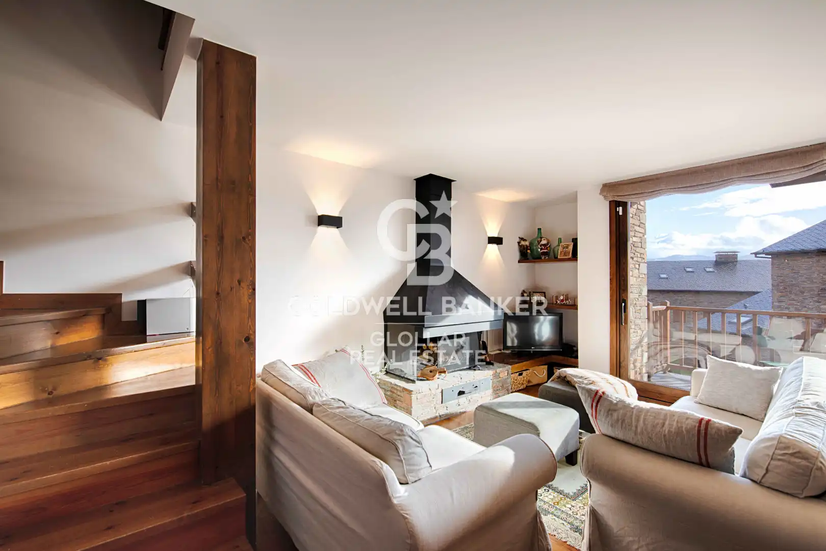 Living room of Duplexes for sale in Guils de Cerdanya  with Heating, Parquet flooring and Terrace