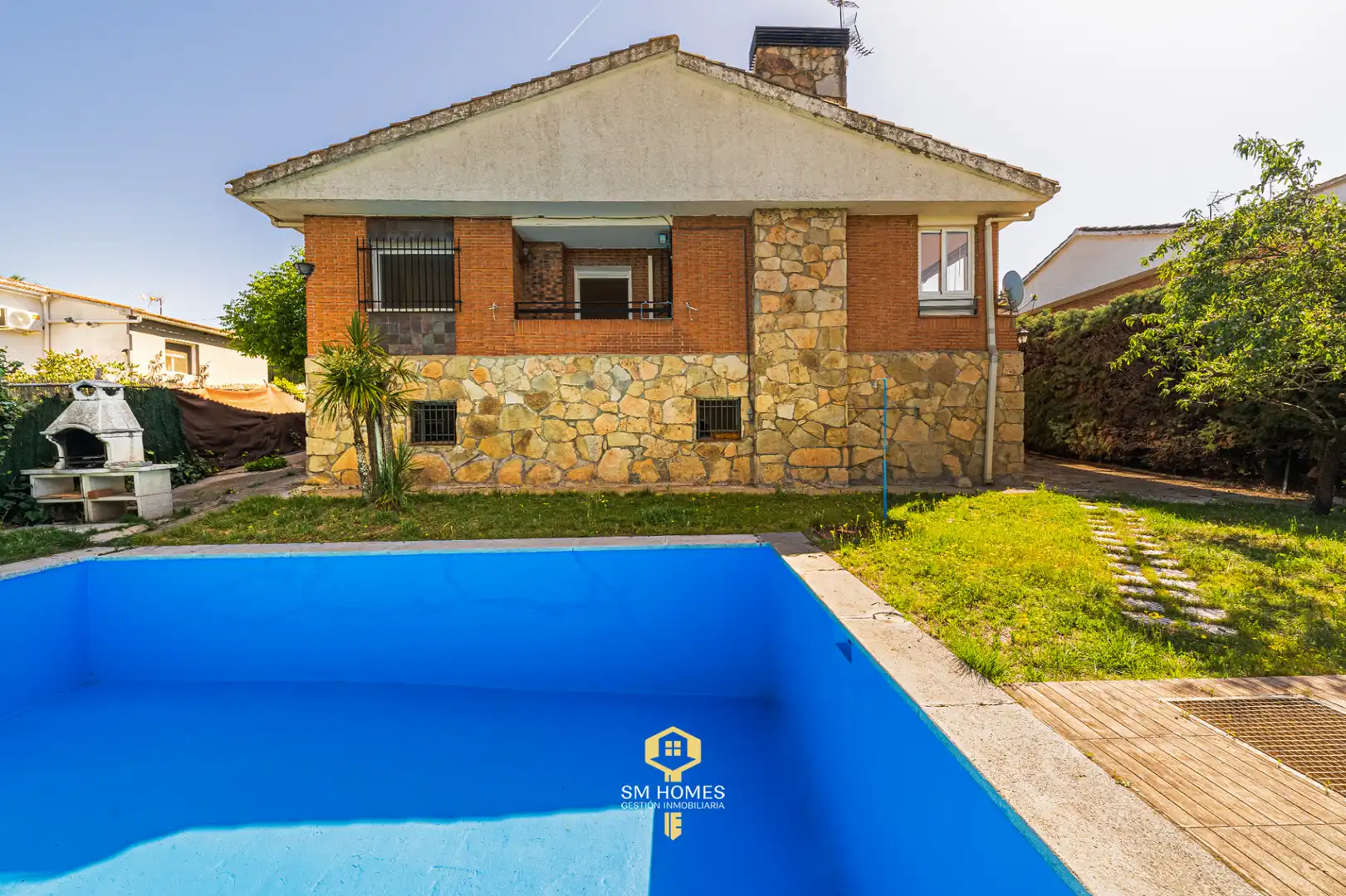 Exterior view of Houses for sale in Torrejón del Rey  with Air Conditioner, Heating and Private garden