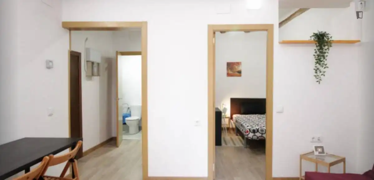 Room in Sant Pere, Sta. Caterina i la Ribera
