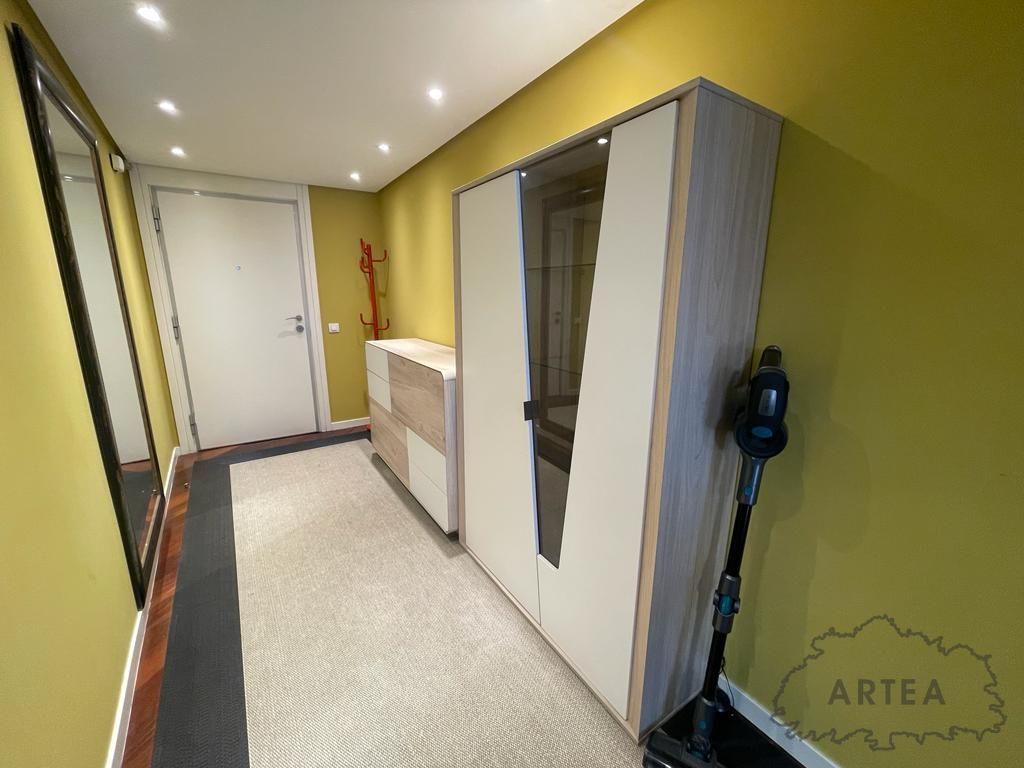 Flat to rent in Bilbao   with Heating, Private garden and Oven