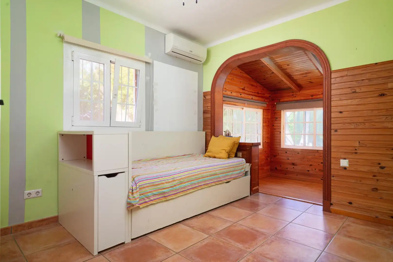 Habitación de Finca rústica en venta en Llucmajor con Aire acondicionado, Calefacción y Jardín privado