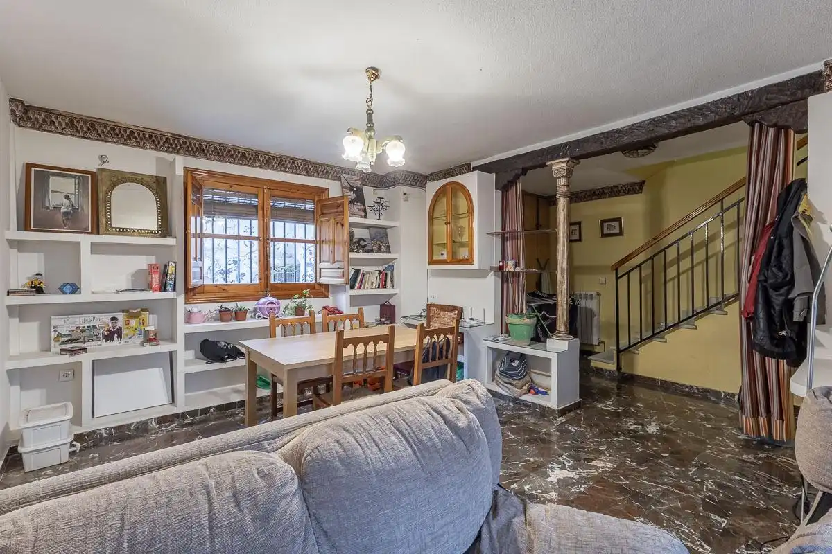 Casa o xalet en venda en Granada amb Aire condicionat i Terrassa