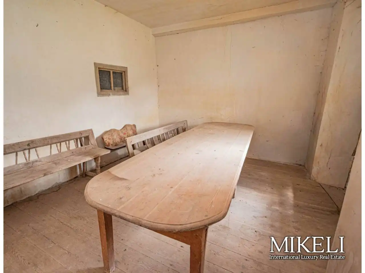 Comedor de Finca rústica en venta en Saro con Jardín privado y Parquet