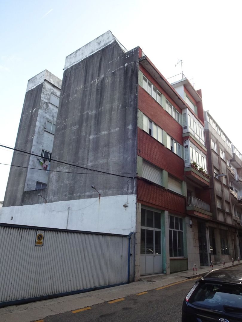 Vista exterior de Àtic en venda en Vilagarcía de Arousa amb Terrassa