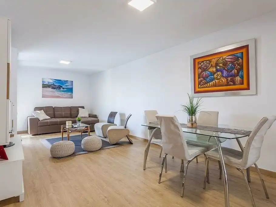 Sala de estar de Apartamento para compartir en Irun  con Aire acondicionado, Parquet y Amueblado