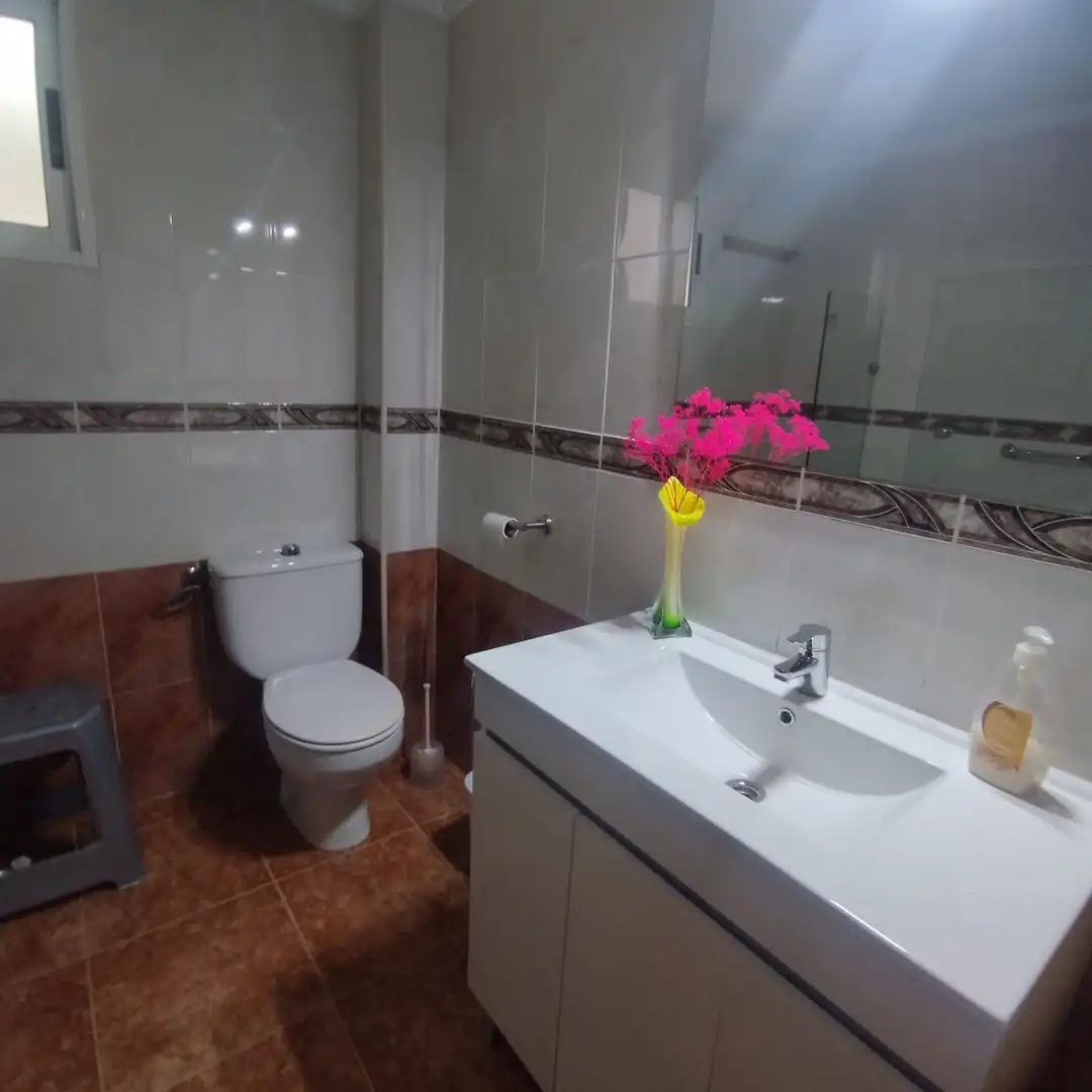 Badezimmer von Wohnung zum Verkauf in Algemesí