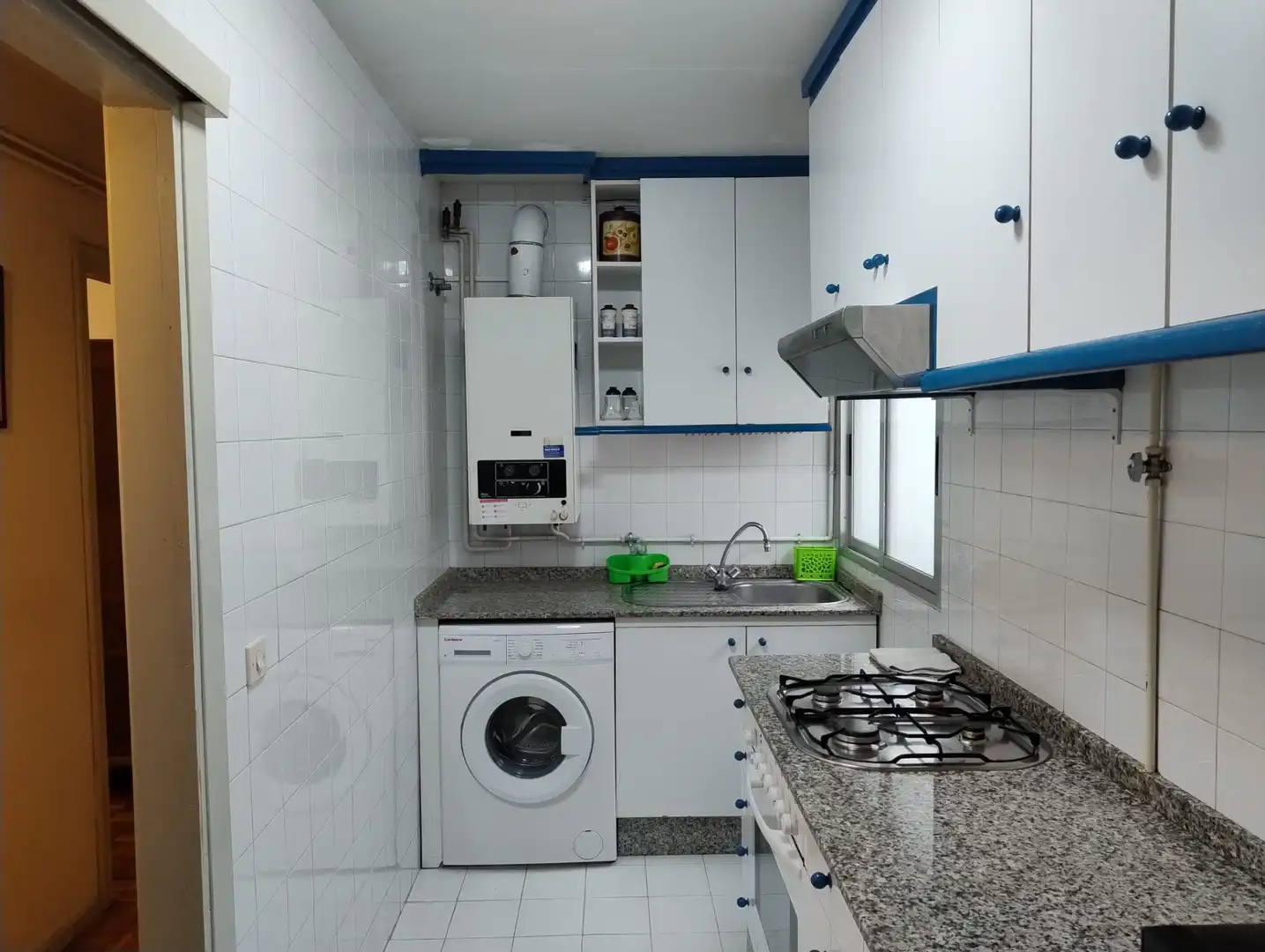 Kitchen of Flat for rent in Santiago de Compostela   with Heating, Storage room and Furnished