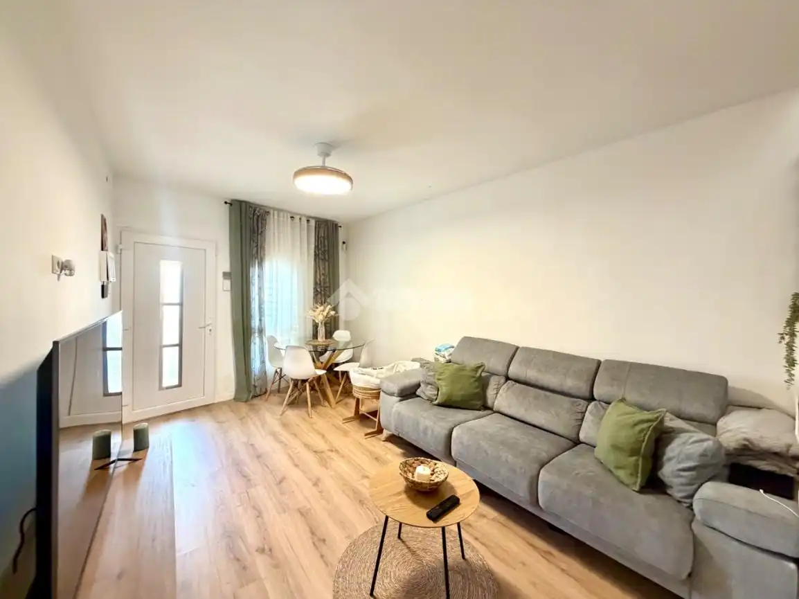 Sala de estar de Casa adosada en venta en Arganda del Rey con Calefacción y Terraza