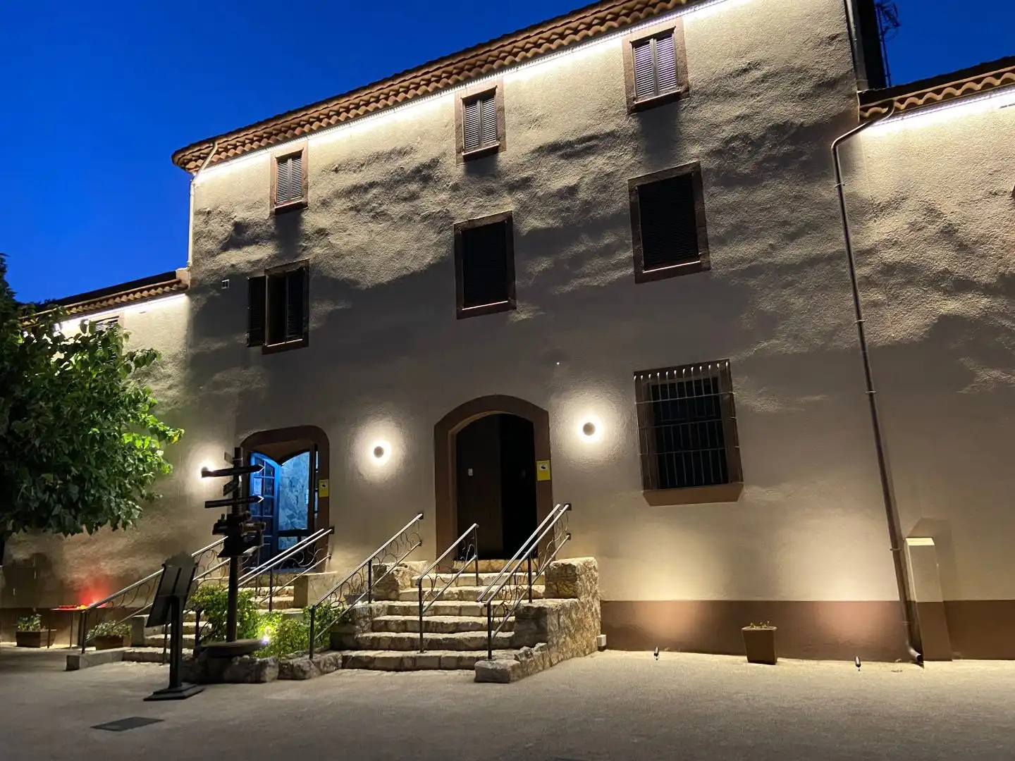 Casa rústica amb jardí en venda a Carrer Dalia 26, imagen 40