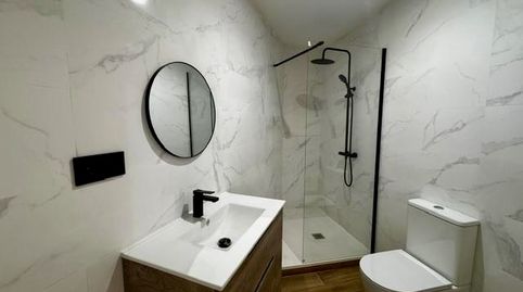 Foto 2 de Piso en venta en Platano, Valdeacederas, Madrid Capital