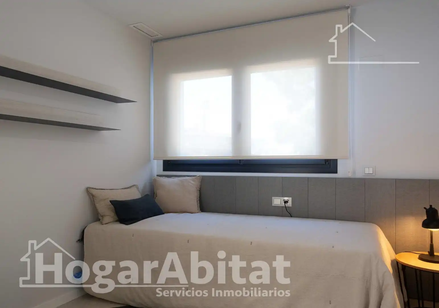 Habitación de Ático en venta en Dénia con Terraza y Piscina comunitaria