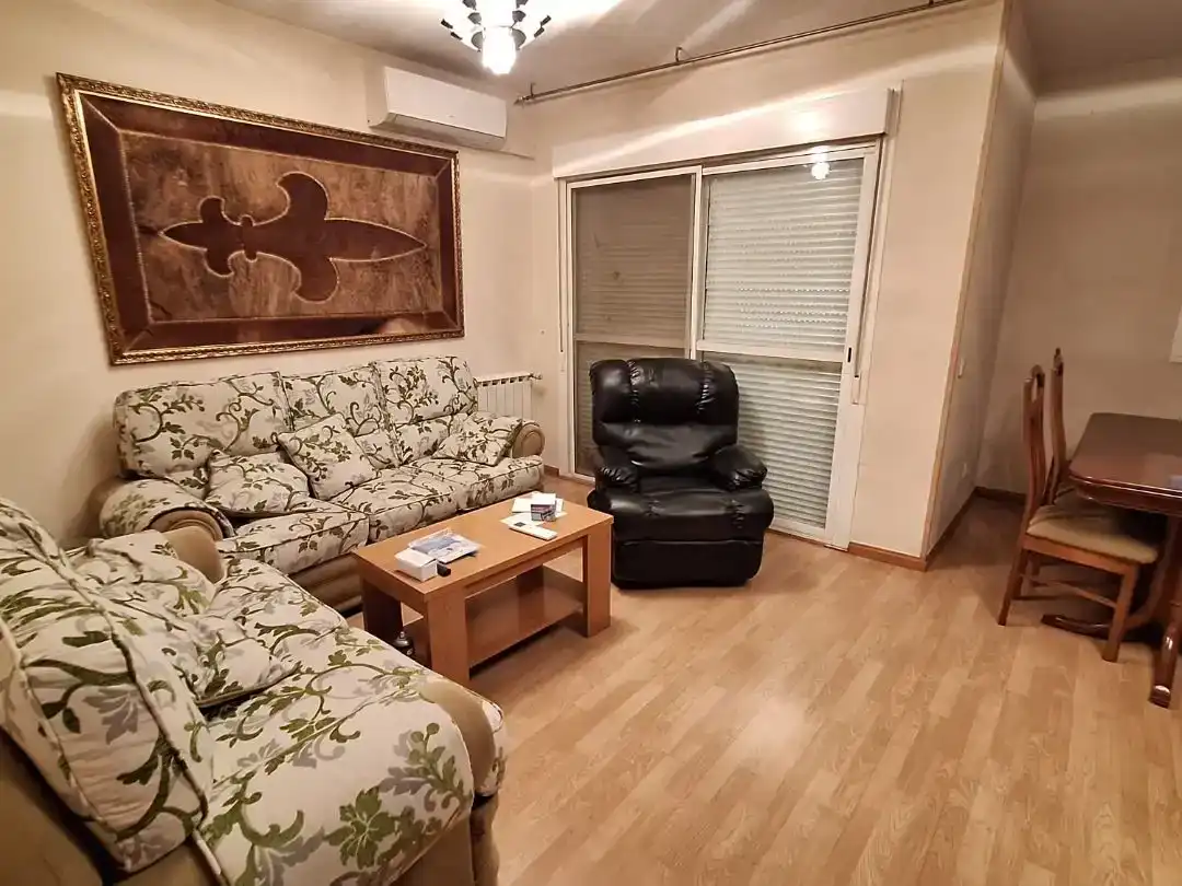 Sala d'estar de Casa o xalet en venda en Villalbilla amb Aire condicionat, Piscina i Balcó