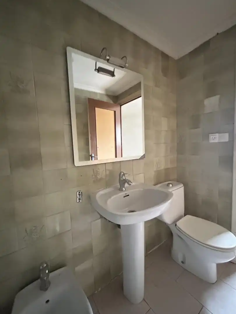 Bathroom of Houses for sale in Valtierra  with Community pool
