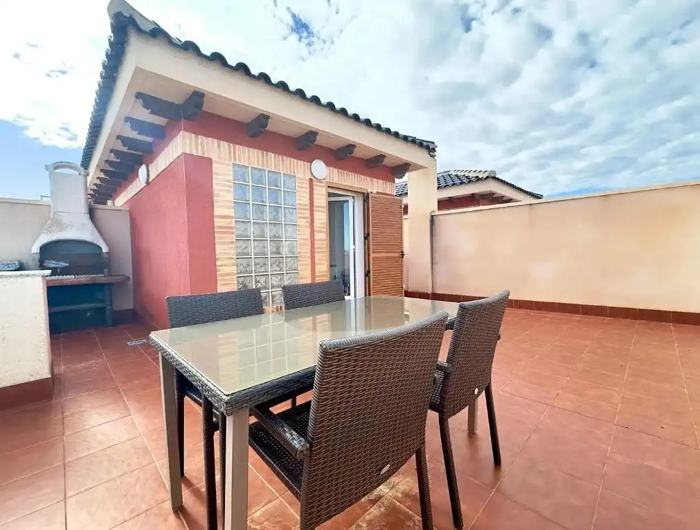Bungalow with terrace for sale in Calle Abeto, imagen 27