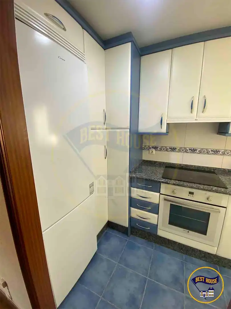 Kitchen of Flat for sale in Cuenca  with Air Conditioner, Heating and Parquet flooring