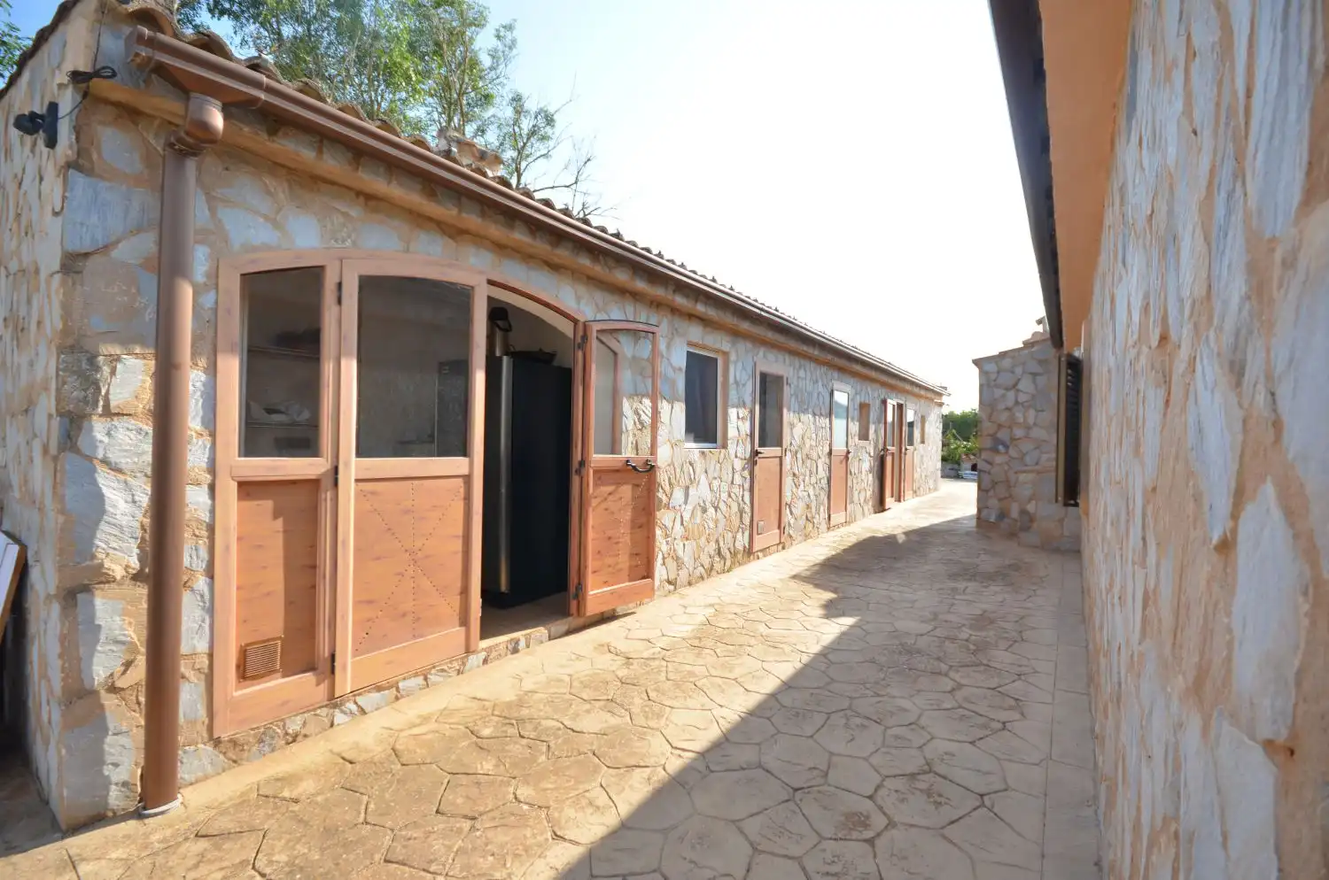 Vista exterior de Finca rústica en venda en Santa Eugènia amb Aire condicionat, Calefacció i Jardí privat
