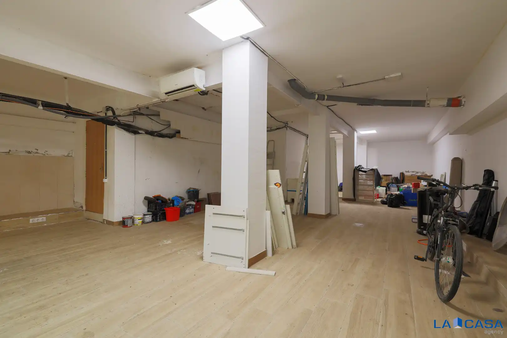 Ground floor for sale in Barcelona