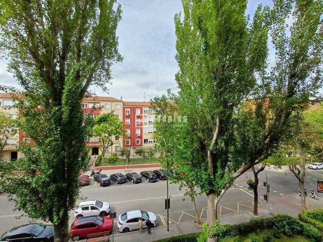 Piso en Alquiler en COLOMBIA en Hispanoamérica - Bernabéu