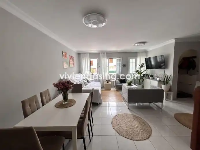 Wohnzimmer von Einfamilien-Reihenhaus zum Verkauf in La Orotava mit Terrasse und Balkon
