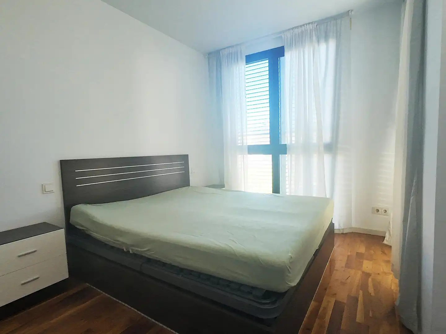 Habitación de Piso en venta en Bescanó con Aire acondicionado, Calefacción y Piscina comunitaria