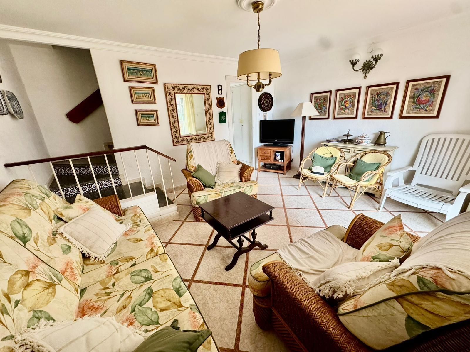 Living room of Single-family semi-detached for sale in Punta Umbría  with Terrace, Furnished and Balcony