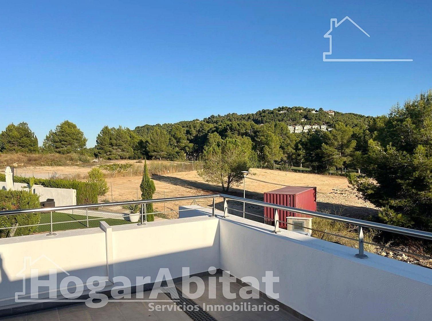 House or chalet for sale in Chiva  with Air Conditioner, Private garden and Terrace