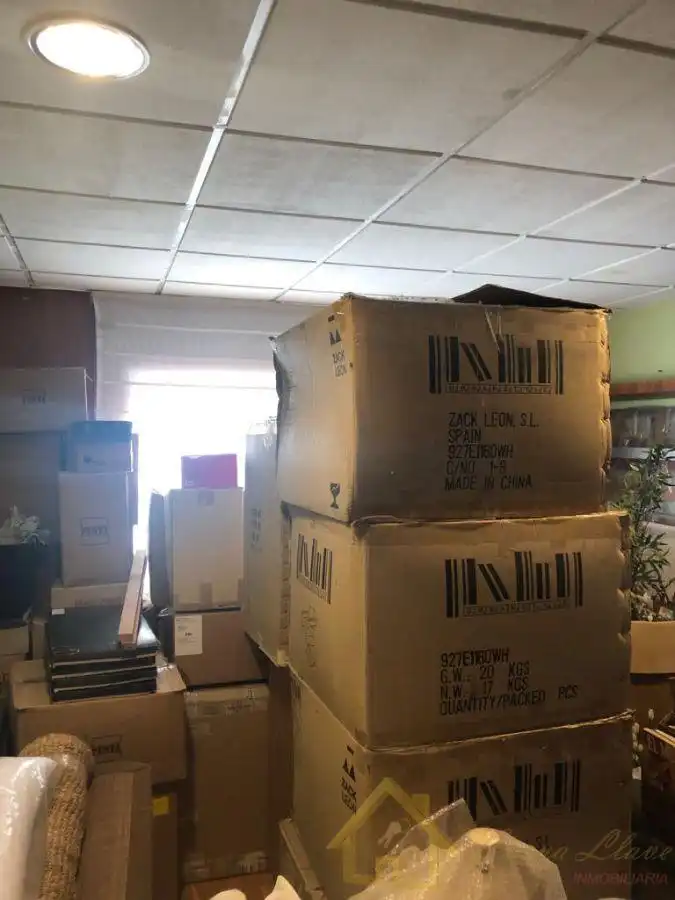Schlafzimmer von Fabrikhallen zur Miete in A Fonsagrada 