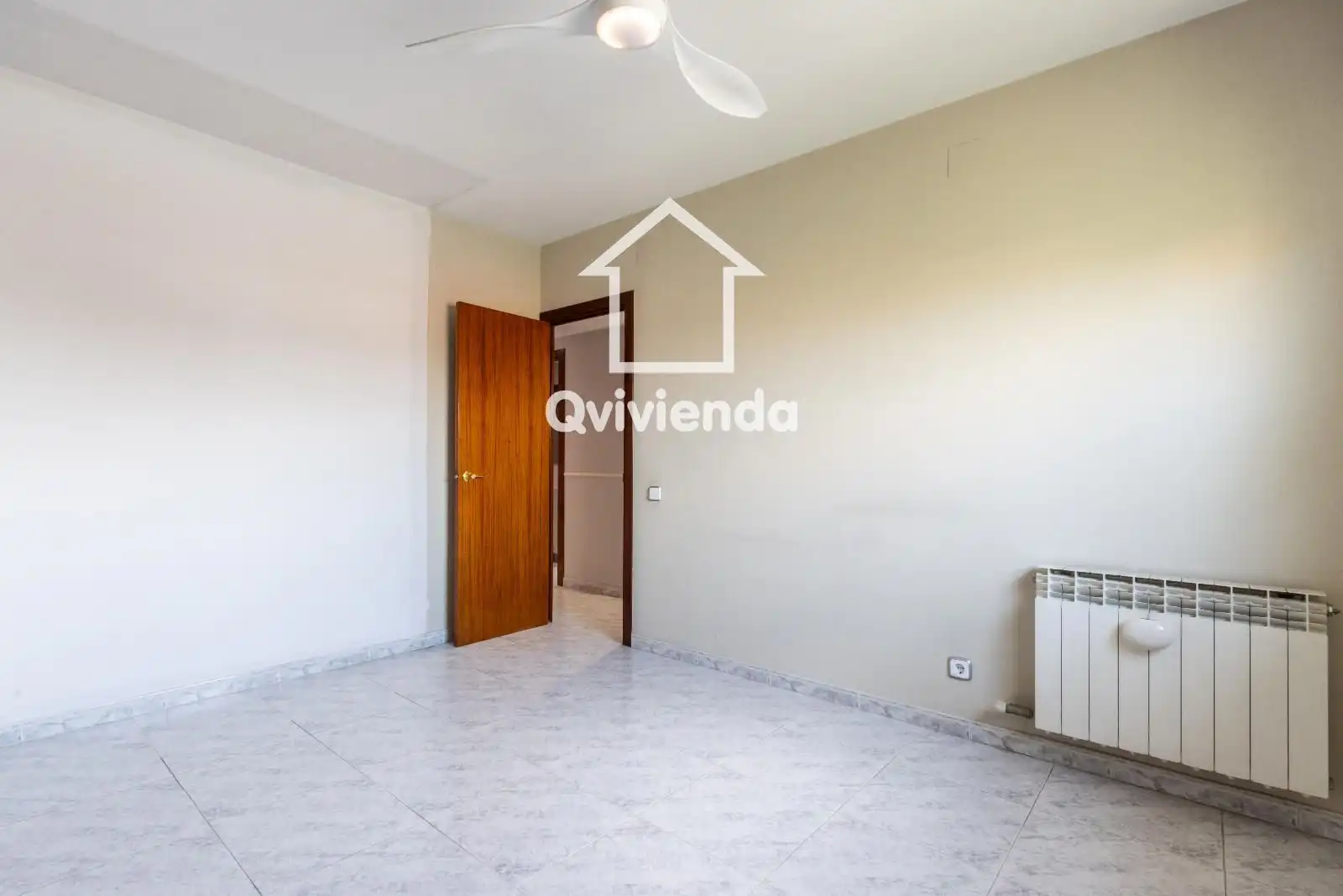 Dormitori de Pis en venda en Parets del Vallès amb Aire condicionat i Terrassa