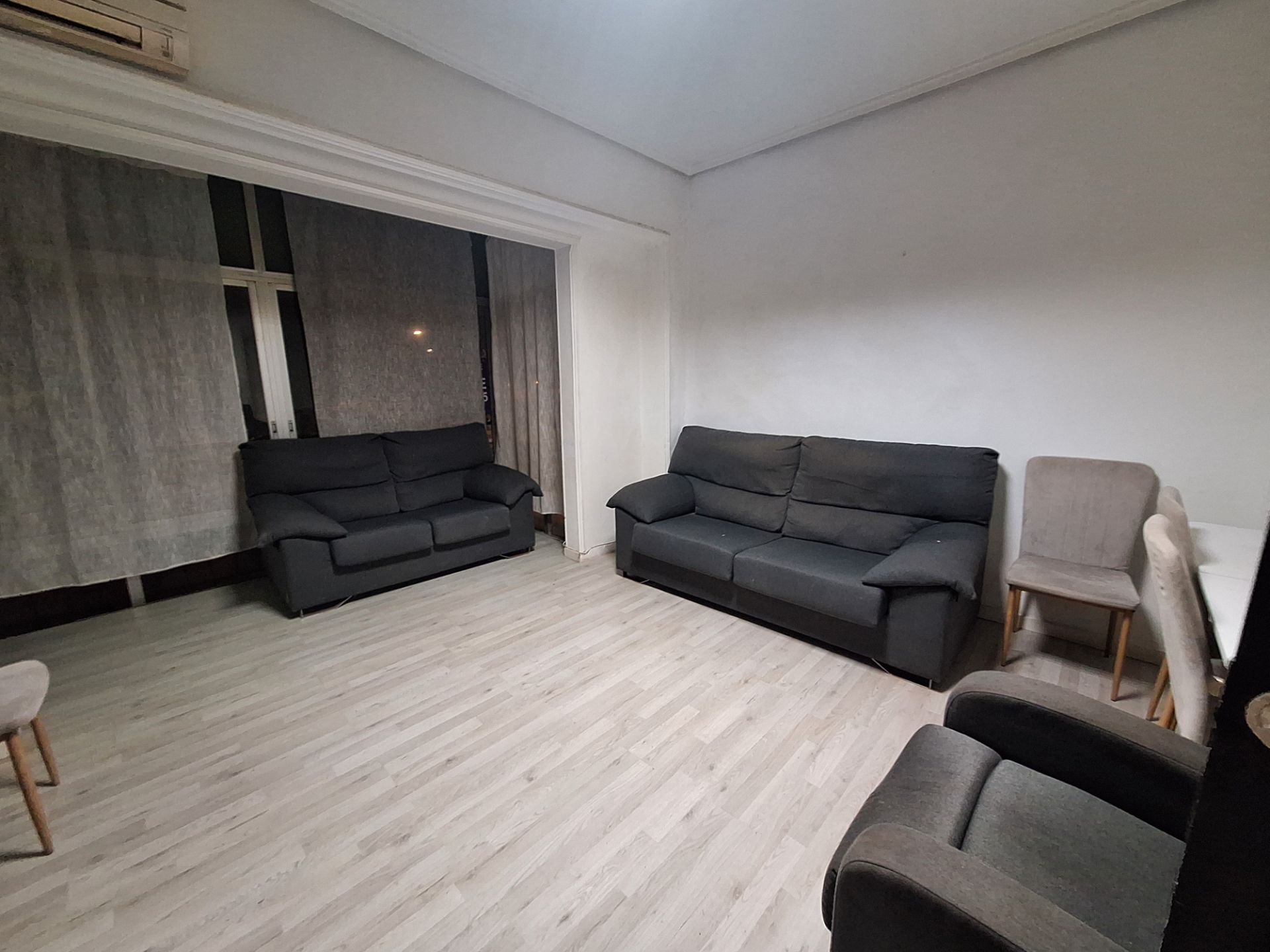 Sala d'estar de Pis en venda en Sueca amb Parquet i Balcó