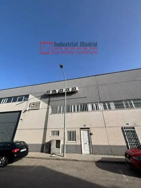 Nau industrial en venda a Calle Calle Doctor Fleming