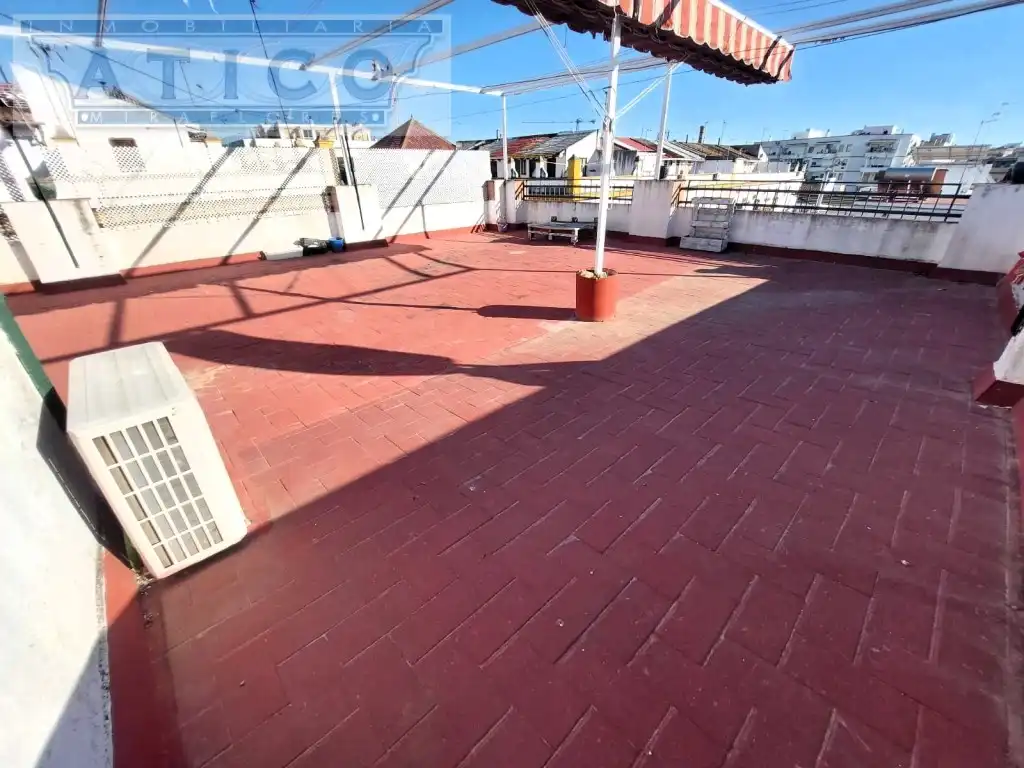 Terrace of Houses for sale in Sevilla  with Air Conditioner and Terrace