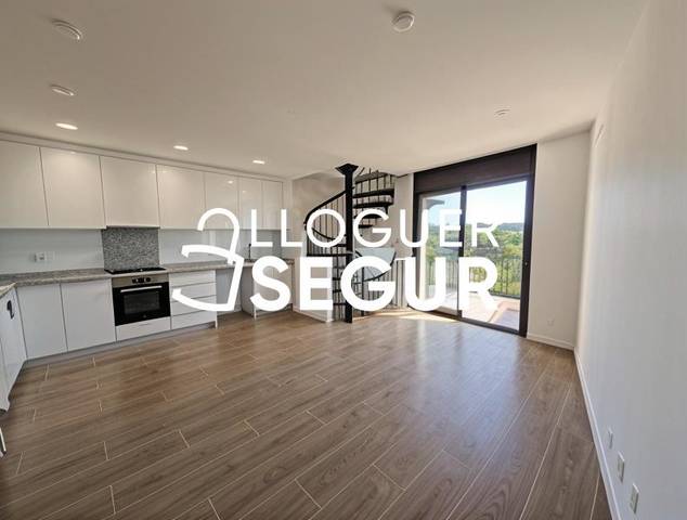 Casa-chalet en Alquiler en de les Magnòlies  en Torrent del Capellà