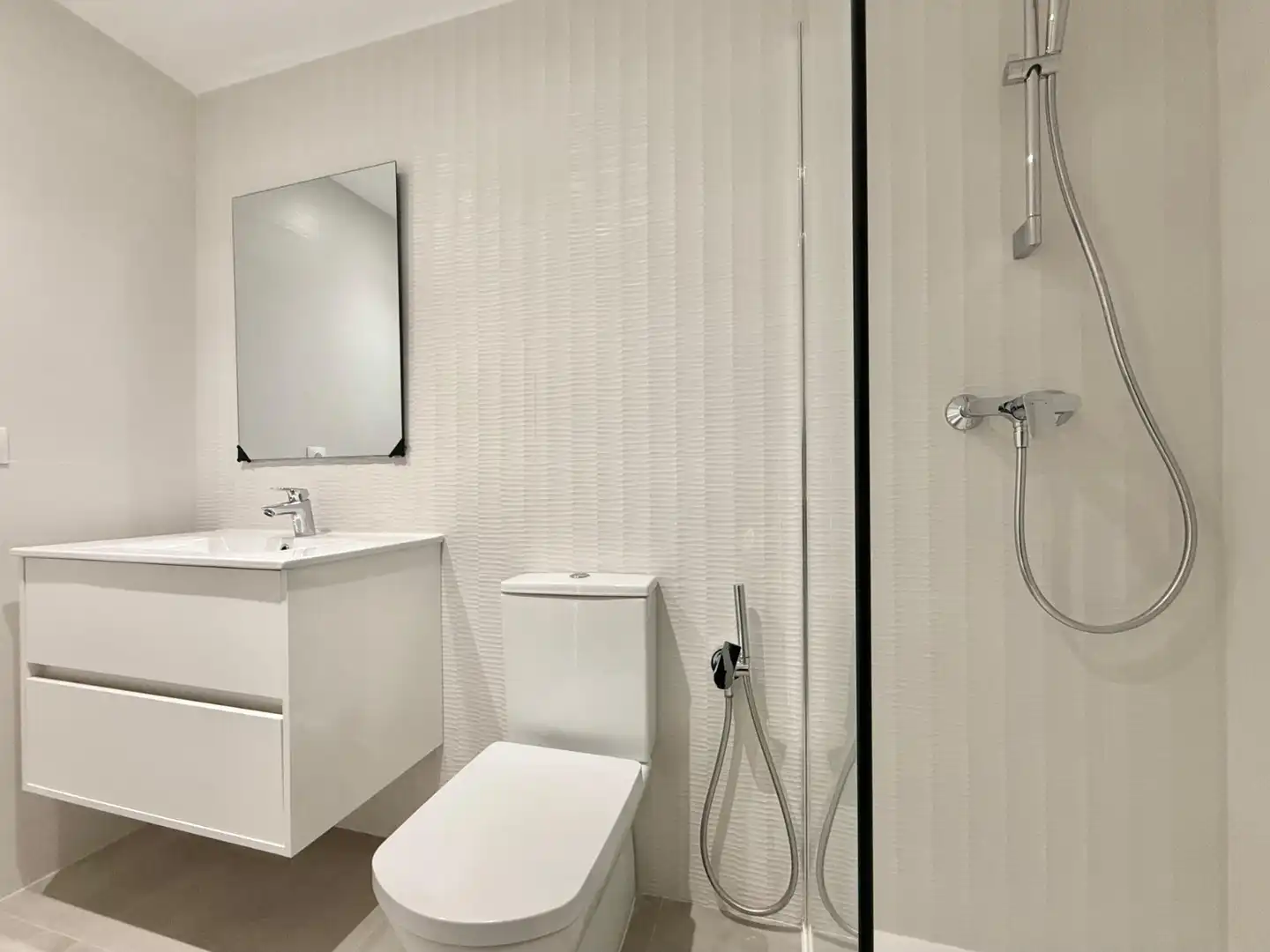 Bany de Apartament de lloguer en Orihuela amb Aire condicionat, Calefacció i Terrassa