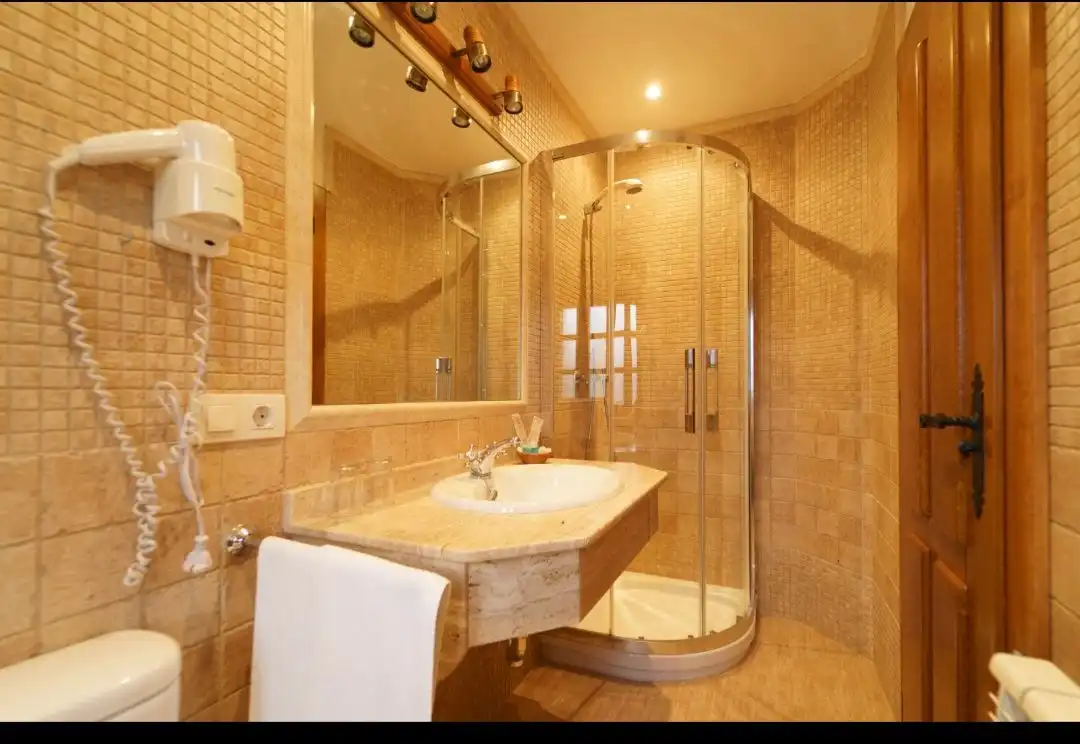 Badezimmer von Country house zum Verkauf in Santiurde de Toranzo