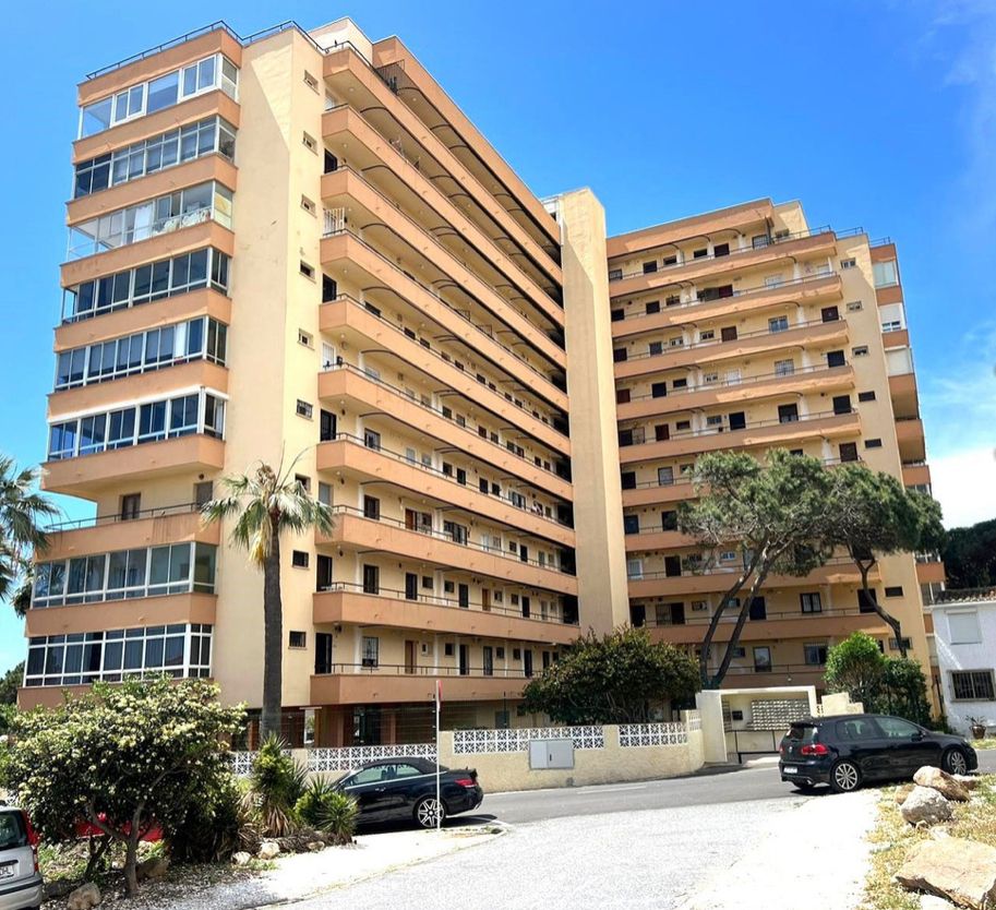 Vista exterior de Pis en venda en Mijas amb Terrassa, Moblat i Forn