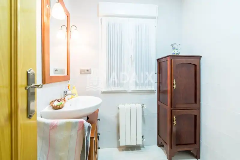 Habitación de Piso en venta en Úbeda con Aire acondicionado, Calefacción y Trastero