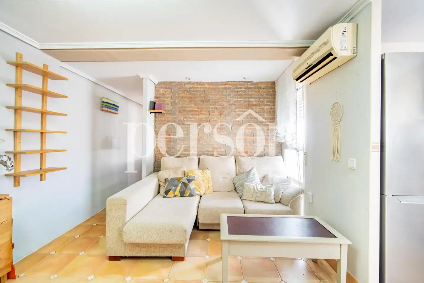 Sala d'estar de Àtic de lloguer en Valencia amb Aire condicionat, Calefacció i Terrassa