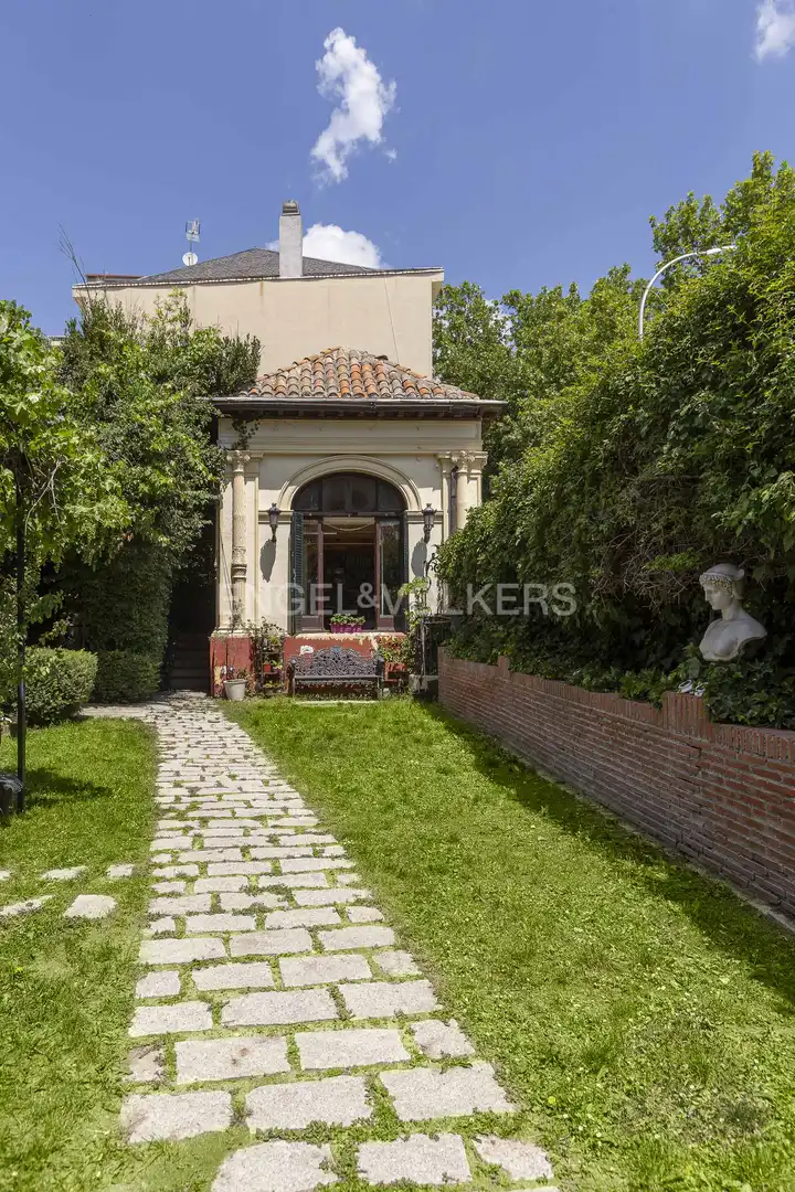 Houses for sale in El Pardo