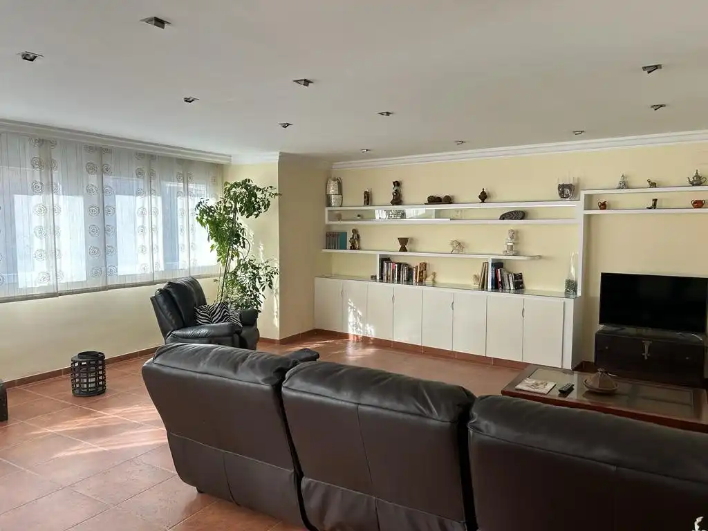 Casa con terraza en venta en Zona Papa Luna - Platja del Gurugú
