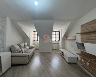 Living room of Flat to rent in Valladolid Capital  with Air Conditioner, Heating and Terrace