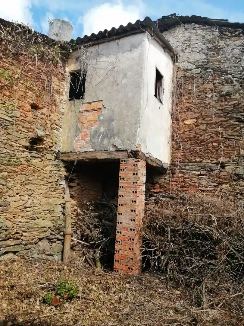 Vista exterior de Casa o xalet en venda en O Incio 