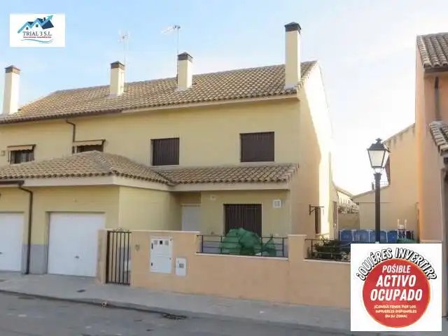Haus zum Verkauf in Calle de las Esquivias