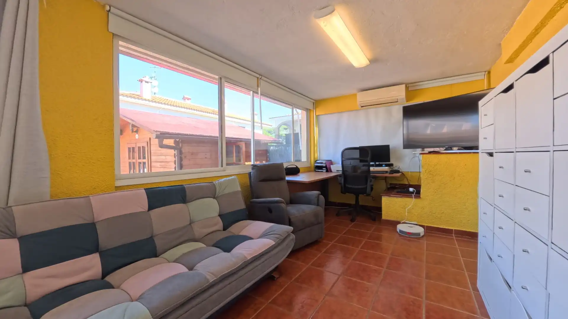 Sala de estar de Casa o chalet en venta en Cunit con Aire acondicionado, Calefacción y Jardín privado
