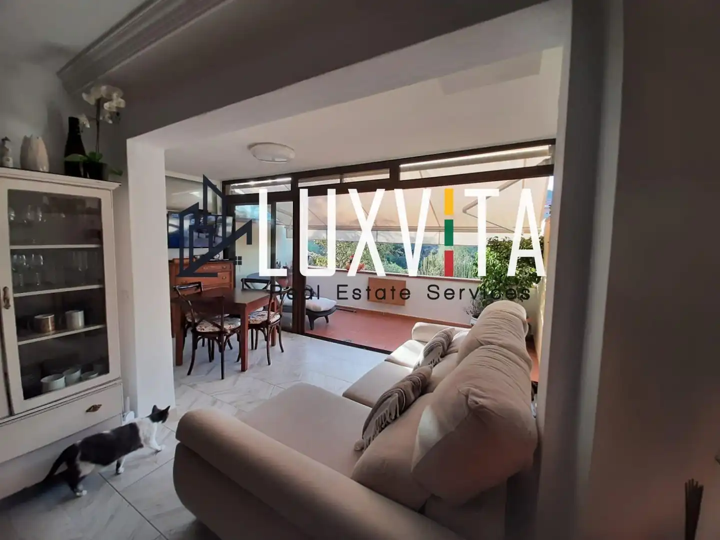 Living room of Detached homes for sale in Adeje  with Air Conditioner, Terrace and Balcony