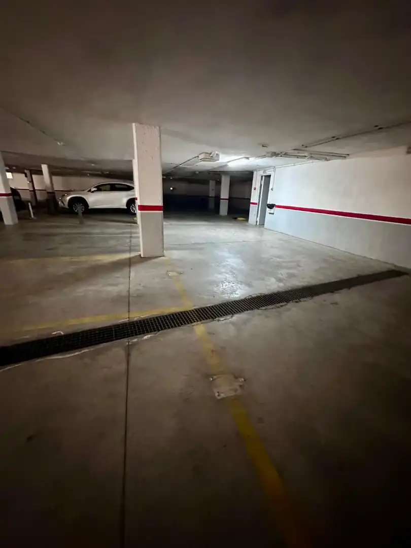 Individual with lift for sale in Passeig de la Universitat, imagen 4