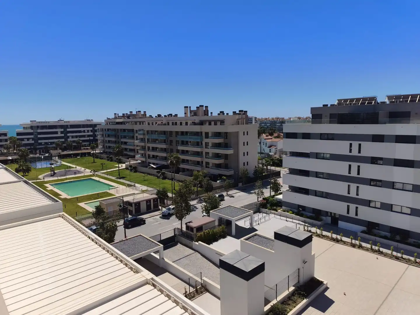 Ático con piscina en venta en Avenida Mar de Alborán, imagen 42