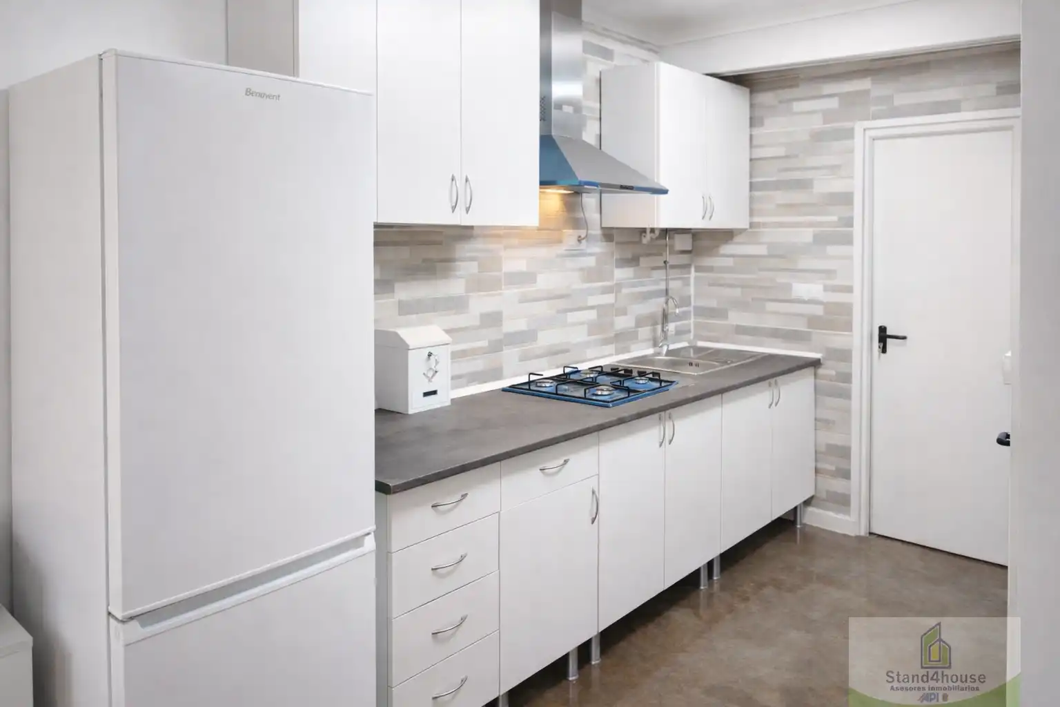 Küche von Wohnung zum Verkauf in Calañas mit Heizung, Abstellraum und Möbliert